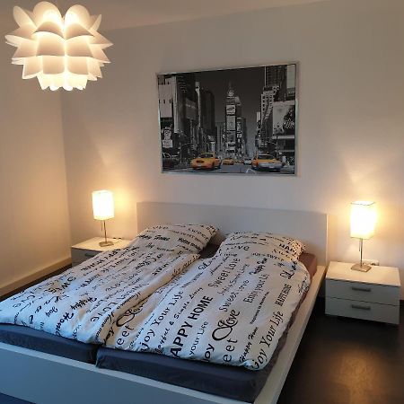 Andinas Ferienwohnung in ruhiger Lage direkt am Wald Wilnsdorf Exterior foto